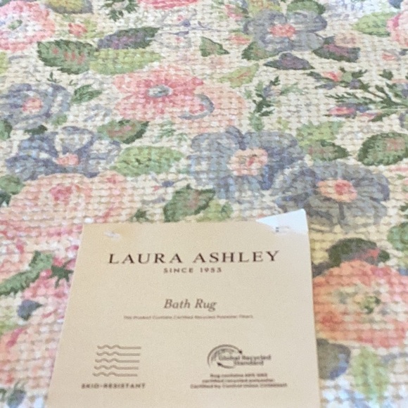 Laura Ashley Other - Laura Ashley Floral Bath Rug